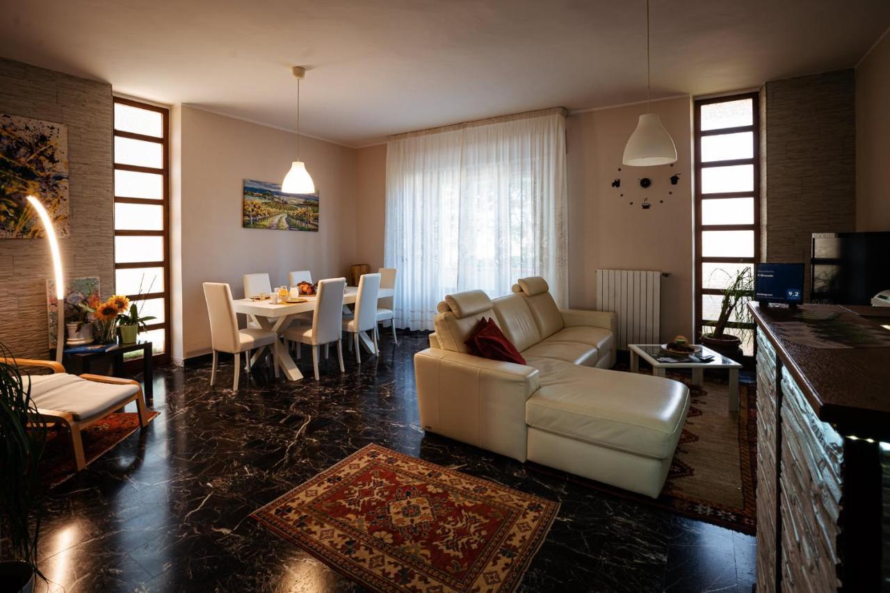 Il Girasole Bed & Breakfast Basciano Exterior photo