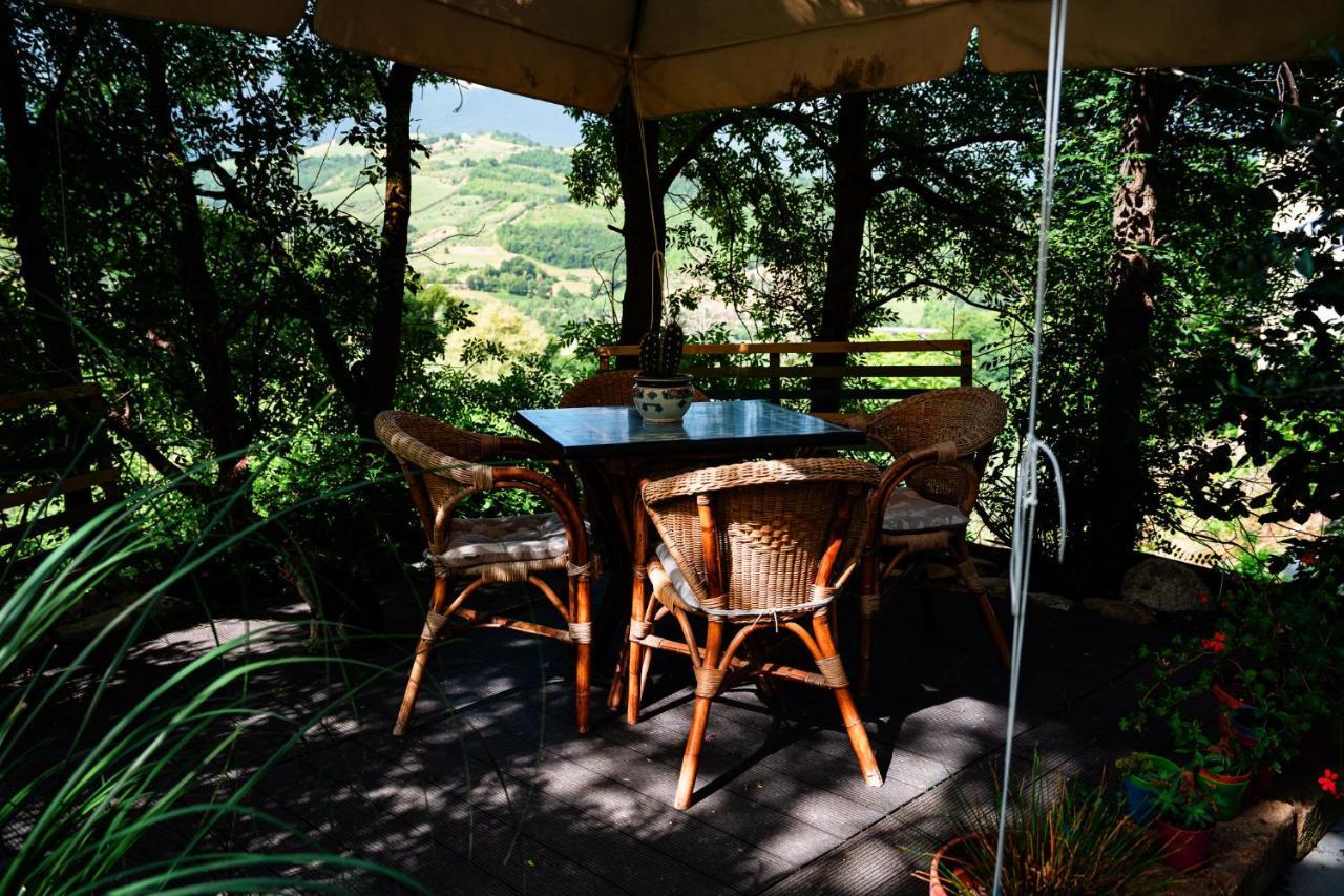 Il Girasole Bed & Breakfast Basciano Exterior photo