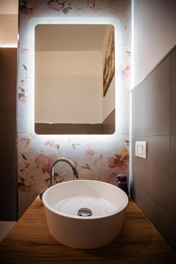 Il Girasole Bed & Breakfast Basciano Exterior photo
