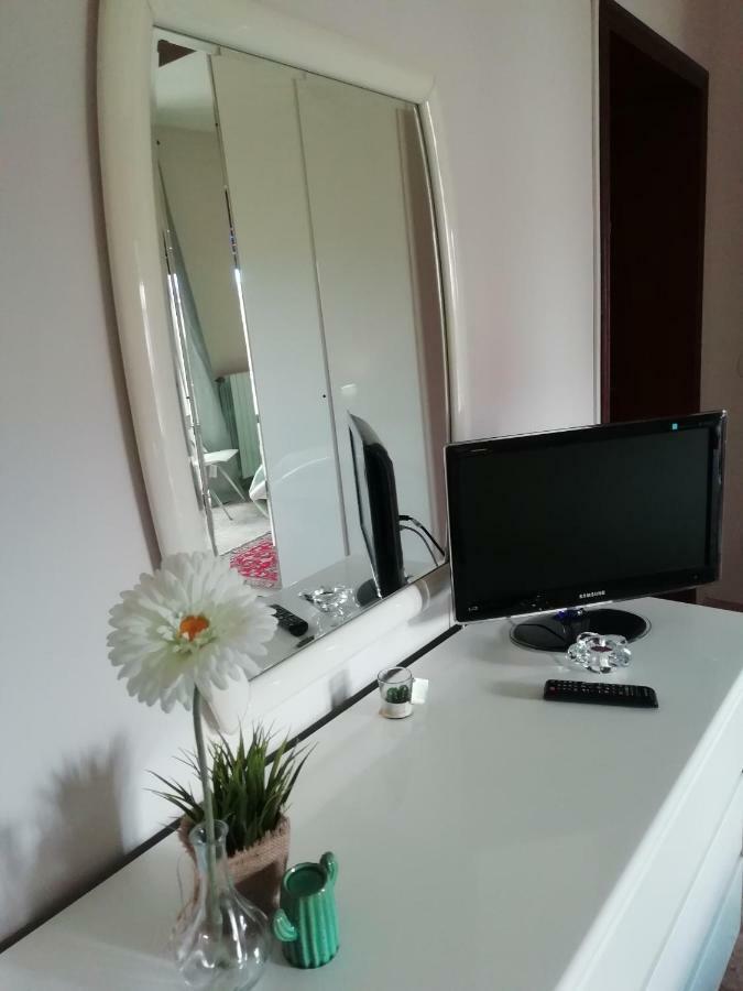 Il Girasole Bed & Breakfast Basciano Exterior photo